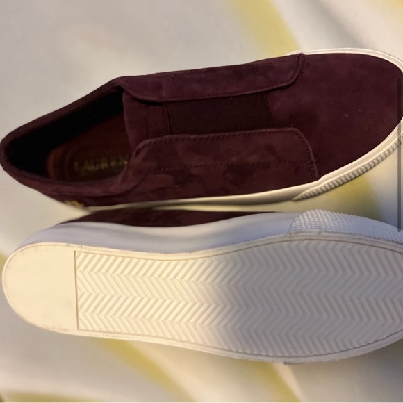 BRAND NEW Ralph Lauren Women's Burgundy Isla Sheep Suede Slip-On Sneaker - Picture 2 of 8